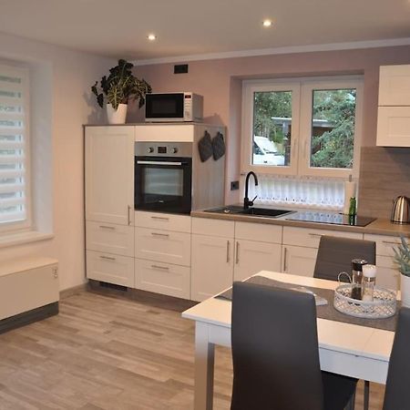 -Haus Am Waeldchen- Appartement Zehdenick Buitenkant foto