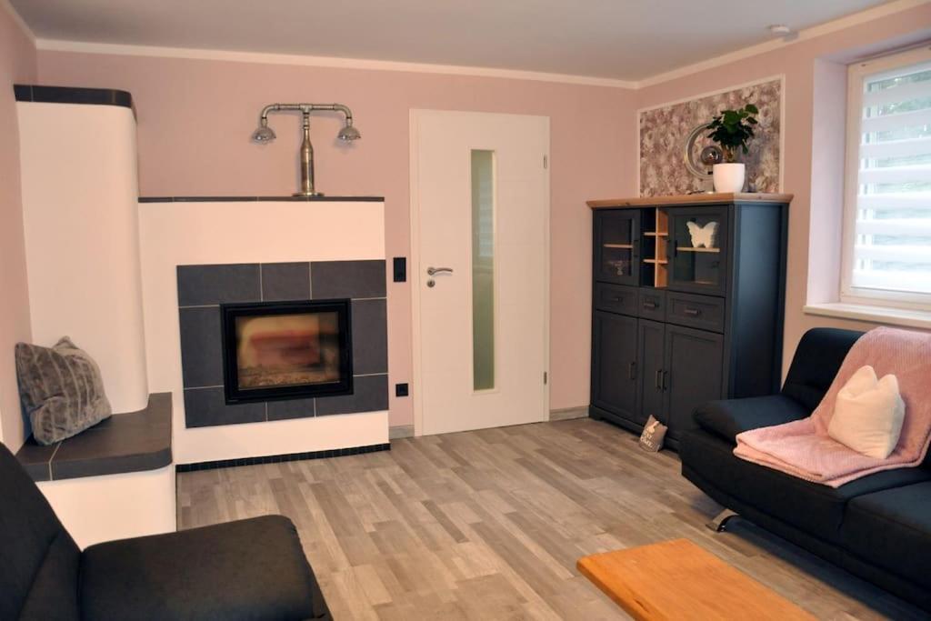 -Haus Am Waeldchen- Appartement Zehdenick Buitenkant foto